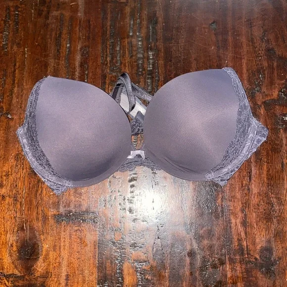 Victoria’s Secret NWOT Dream Angels Bras—$20 each - Picture 9 of 10